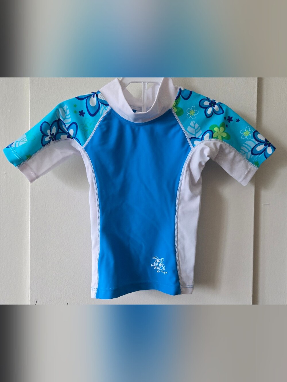 3/$20 Túga Kids Blue Floral Short-Sleeve Rash Guard Swim Shirt 12m